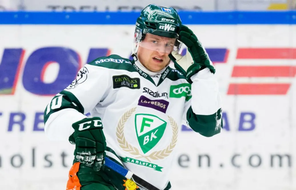 Satte personbästa – nu stannar han i Färjestad: ”Hela tiden haft målet att bli kvar”