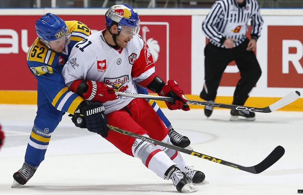 VM-spelarens bror byter klubb