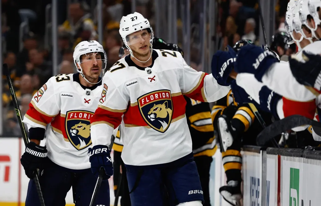 NHL-forwardens bisarra skada - brände sig på grill