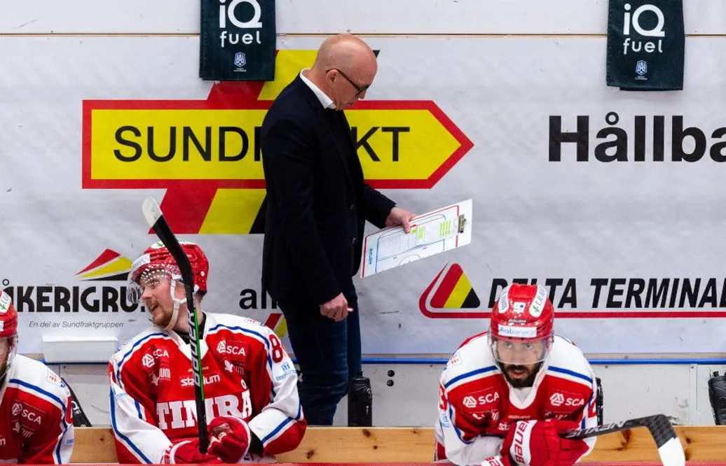 Bekräftar: 13 spelare och ledare smittade i Timrå