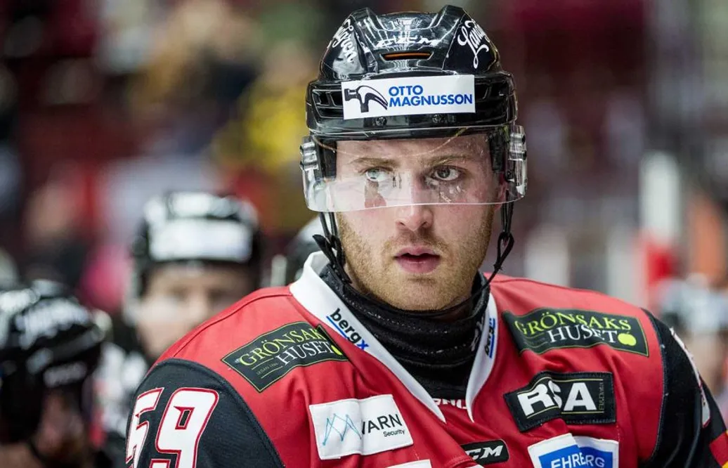 Blommade sent – nu får han förlängt i SHL: ”Bästa platsen för mig”