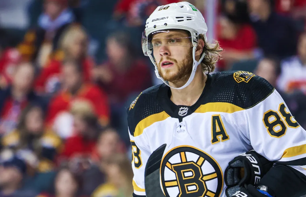 David Pastrnak diskuterar nytt kontrakt med Boston Bruins