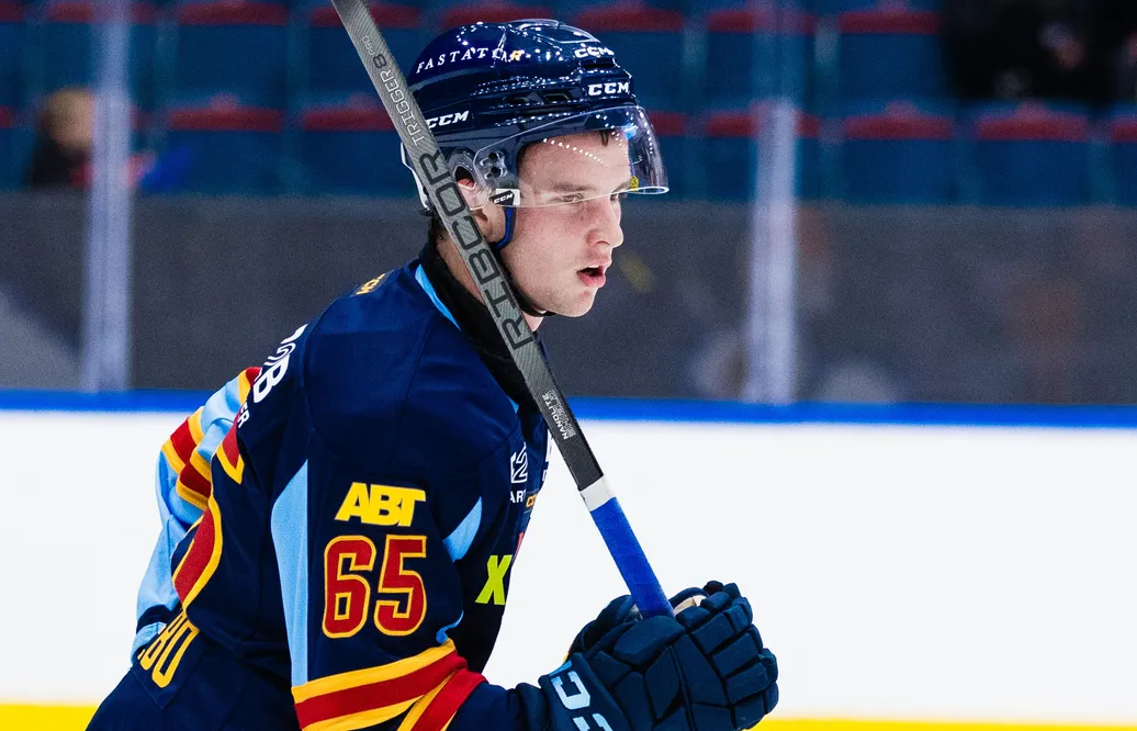 Djurgården lånar ut Adrian Carnebo till Tyresö/Hanviken