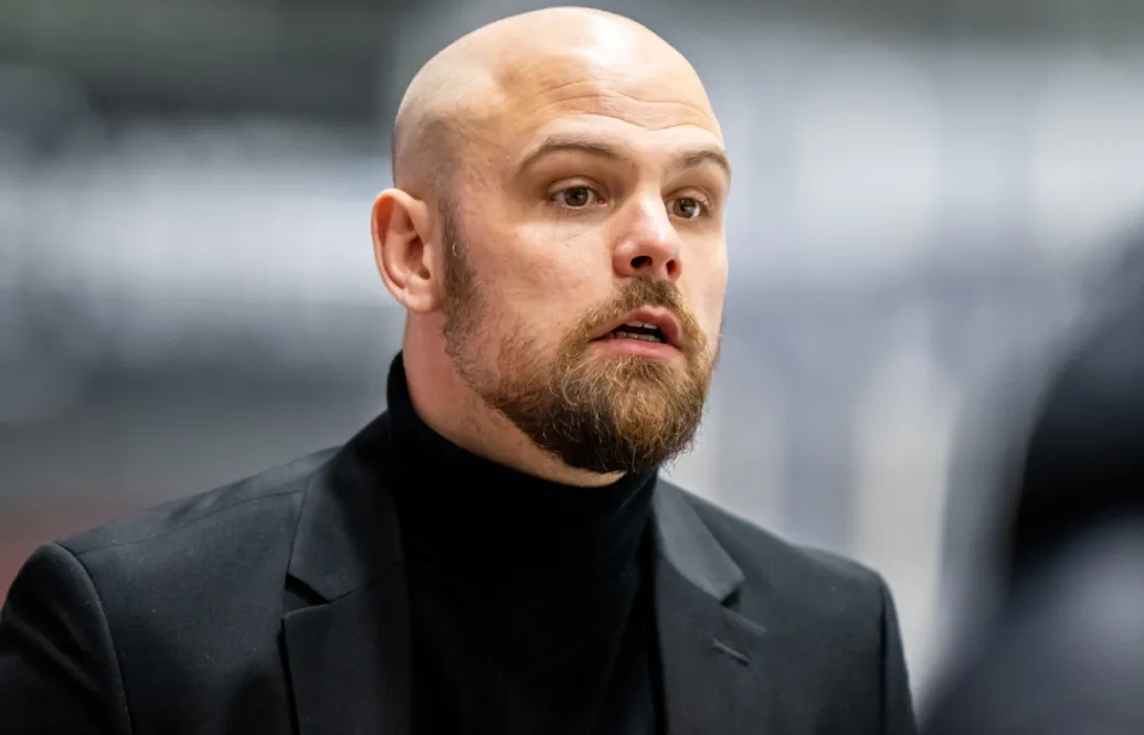Dennis Hall blir huvudtränare i BIK Karlskoga