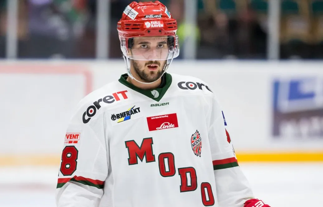 Modo bryter med forwarden – direkt efter match