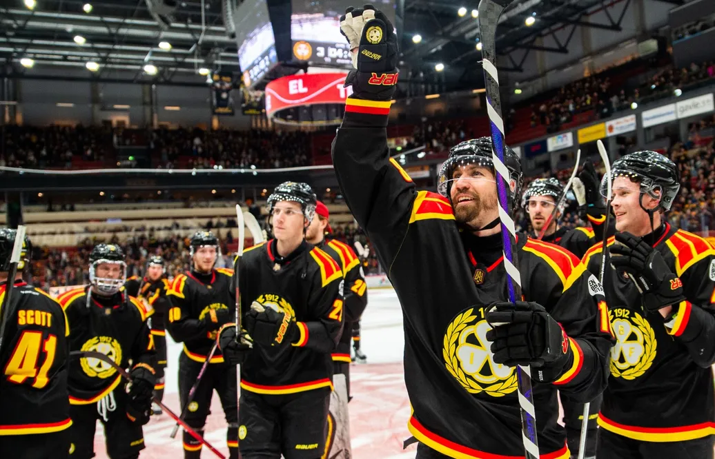Måns Karlsson om Brynäs - Karlskoga: Det imponerar mest med Brynäs
