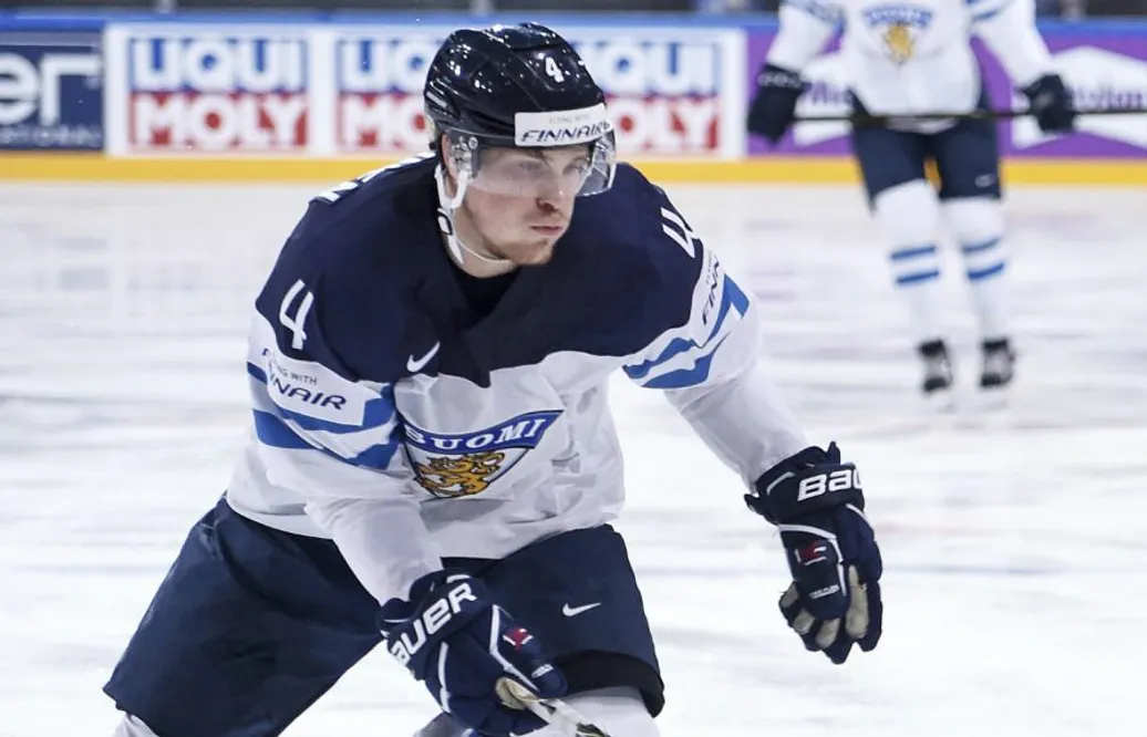 HV71:s VM-back återvänder till hemlandet