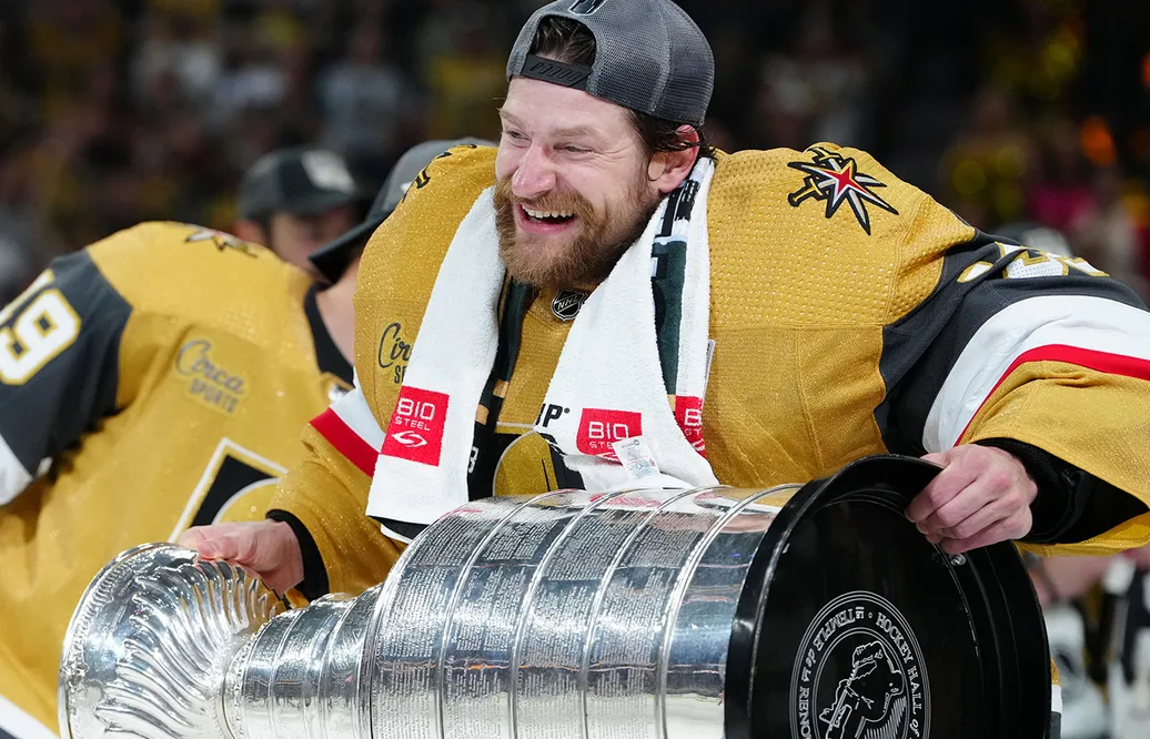 Efter slutspelssuccén - Adin Hill på väg mot förlängning med Vegas