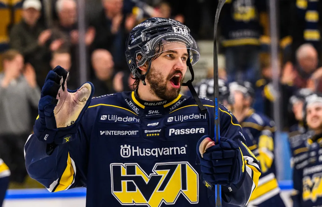 Oliwer Kaski förlänger med HV71