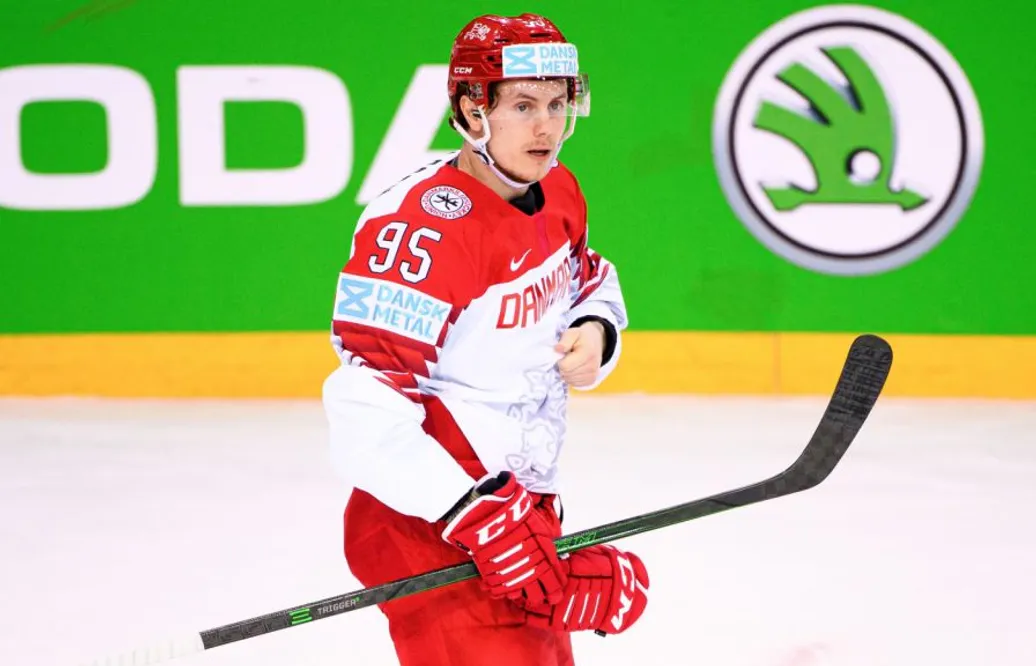 Brynäs nyförvärv fick puck i ansiktet – kan missa SHL-premiären