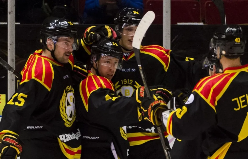 21 mål på fyra matcher – Brynäs offensiv glöder: ”Mål varje gång han rör pucken”