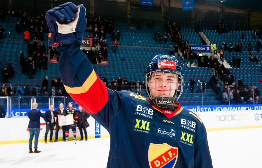 Supertalangen gjorde fyra mål när Småkronorna tog stark seger