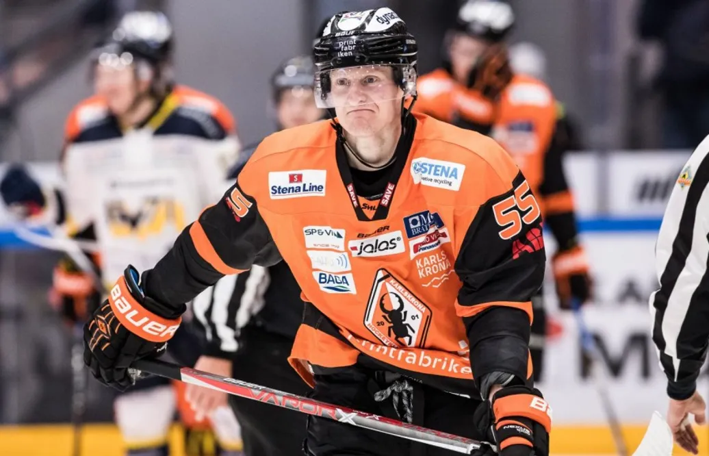 Backveteranen stannar – förlänger med ett år: ”Viktig pusselbit”