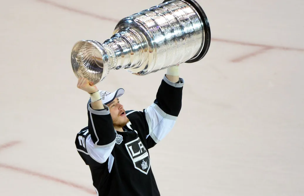 Dustin Brown lägger av