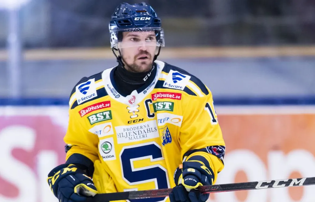 Kaptenen skadad – riskerar missa match