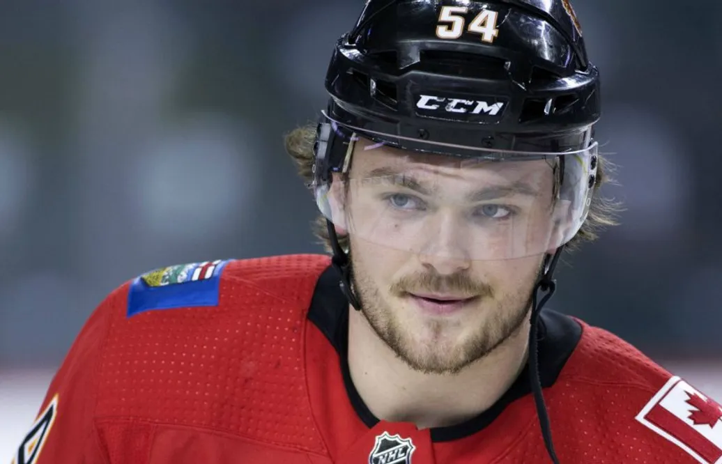 Svensken kallas upp till NHL