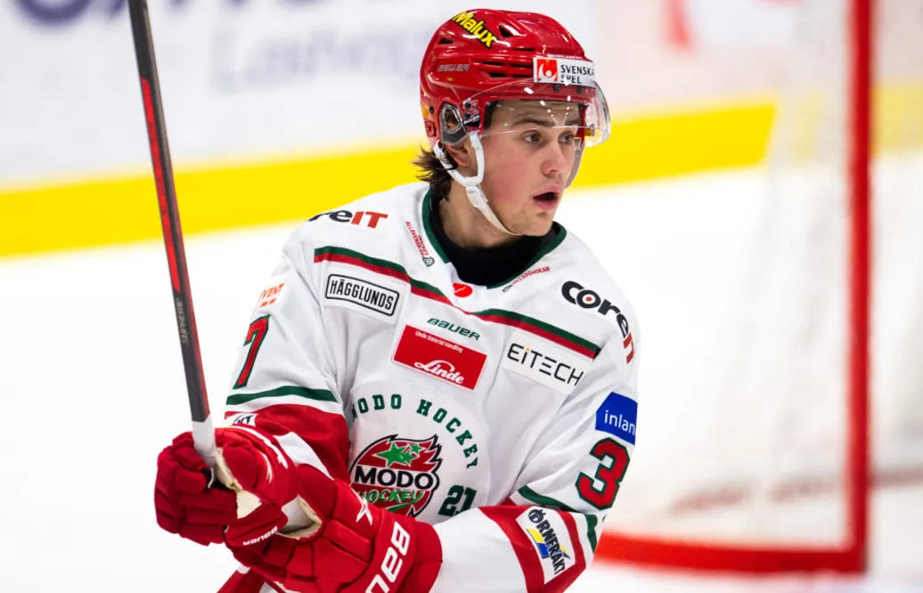 Hugo Styf förlänger med MoDo Hockey till 2024