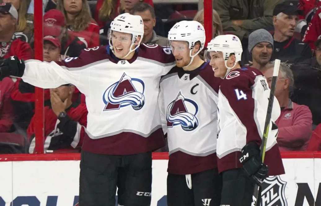 Efter målkalasen – nu prisas Landeskog av NHL