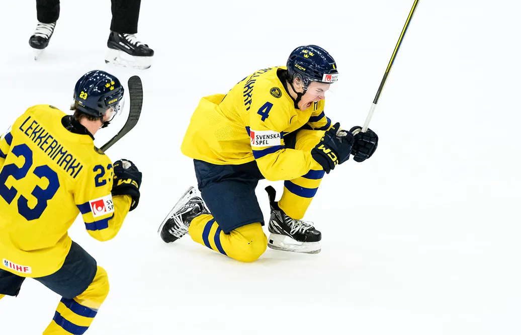 Axel Sandin Pellikka stor hjälte - Sverige semifinalklara efter övertid
