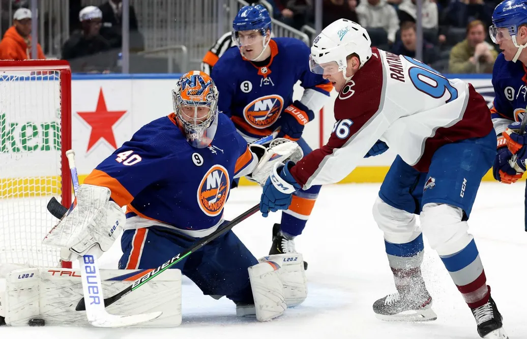 Colorado vill plocka tillbaka Varlamov