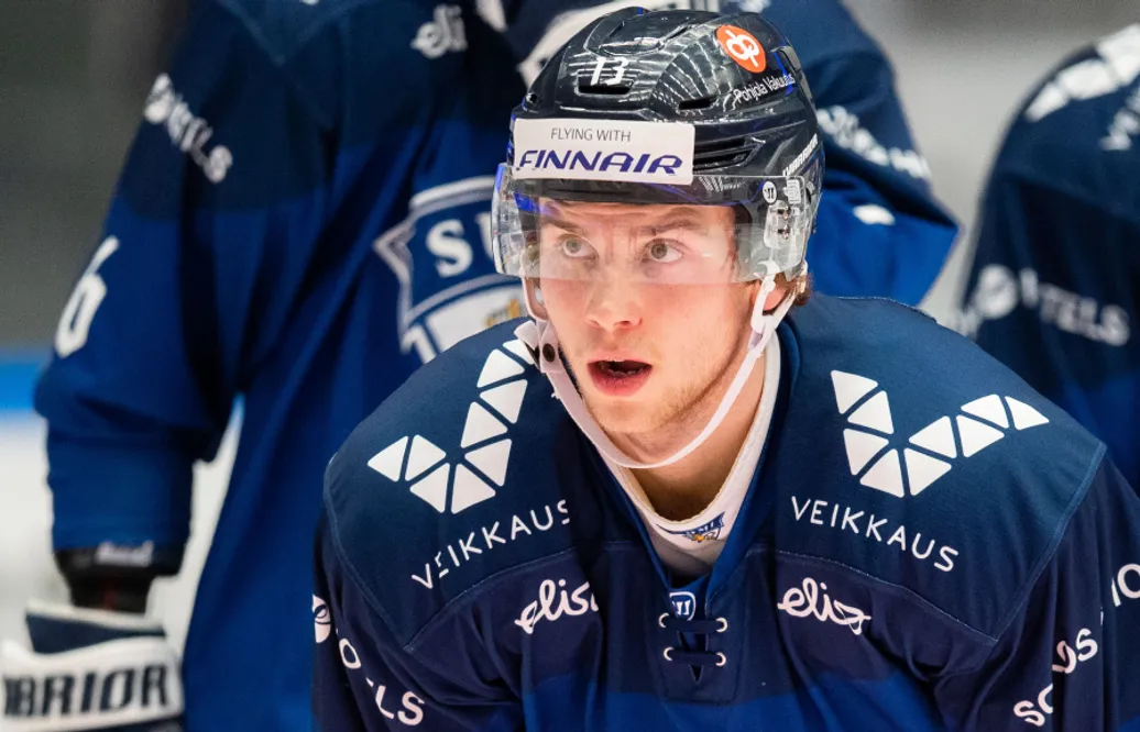 Brad Lambert imponerade – när Finland vann i öppningsmatchen