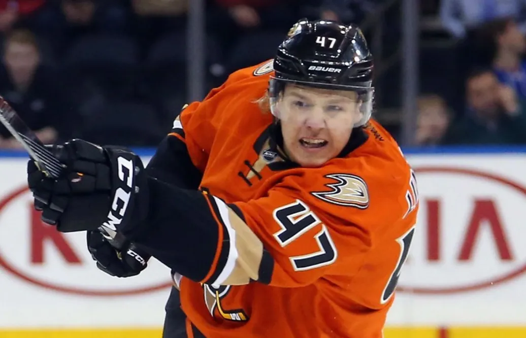 Dödläge i Hampus Lindholm-förhandlingarna: ”Vill ha mer än Ristolainen”