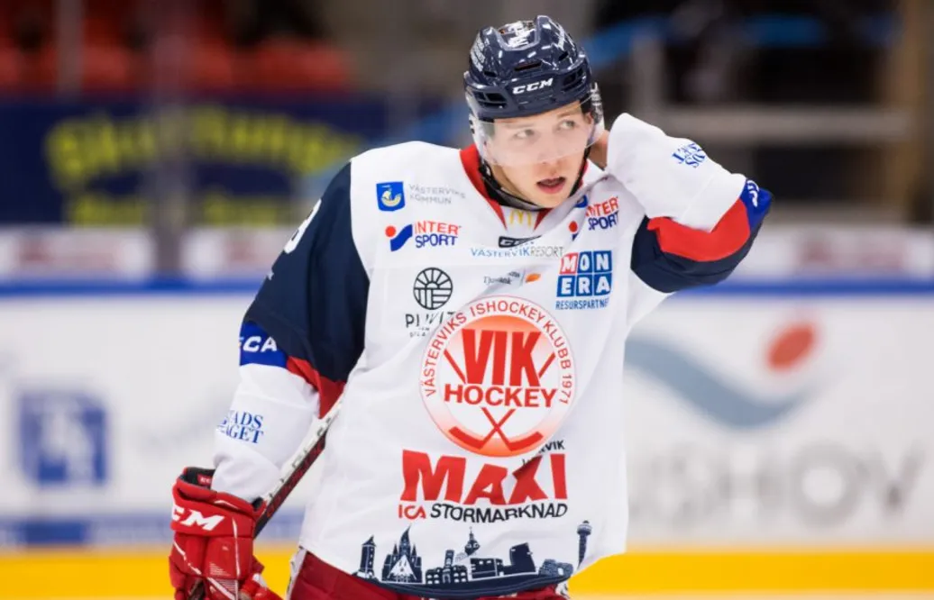 Fick matchstraff för huvudtackling – nu stängs Västerviksforwarden av