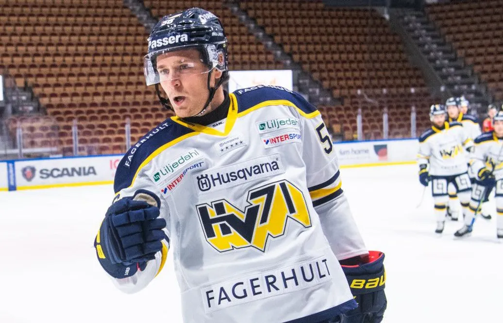 Gjorde 17 mål i SHL – följer HV till Hockeyallsvenskan