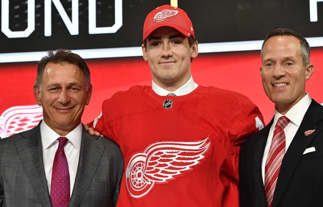 Framtiden är säkrad – förstavalet har skrivit NHL-kontrakt: ”En stor ära”