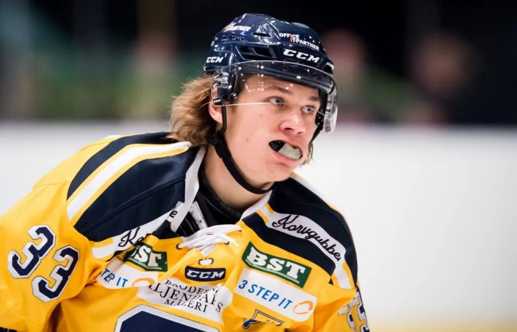 Unge trotjänaren förlänger: ”En väldigt lojal spelare som bidrar med mycket hjärta”