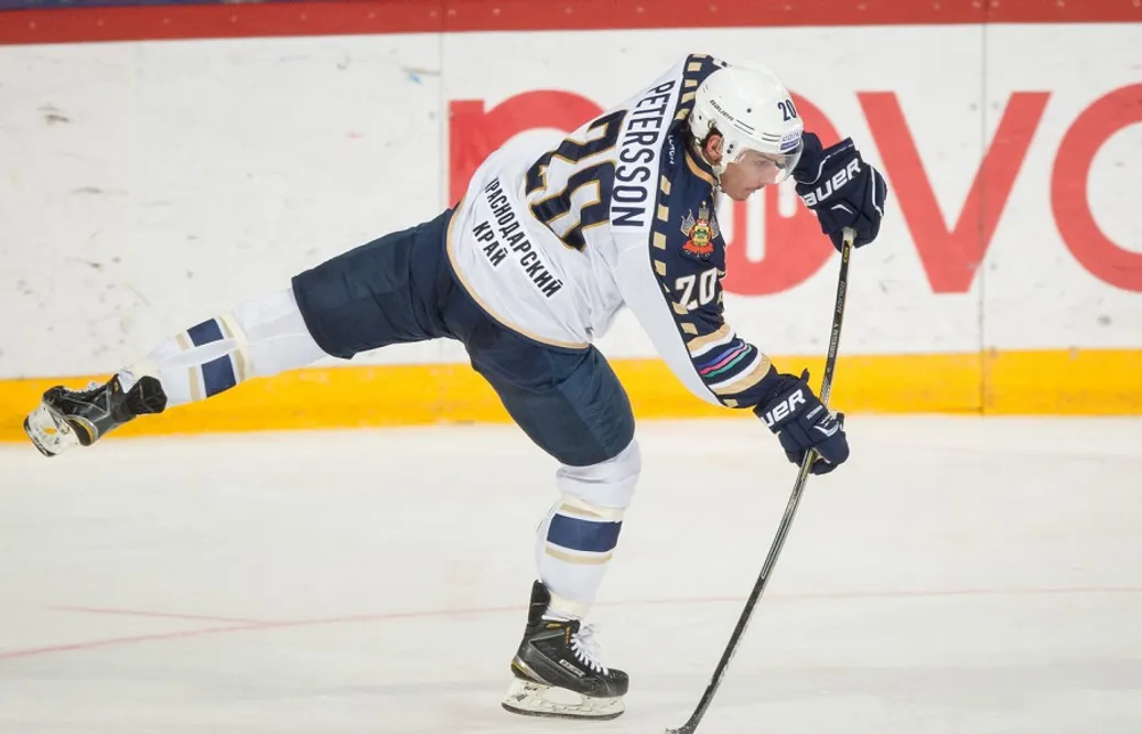 SHL-klubben visar intresse för KHL-svensken: ”Vi har varit i kontakt med hans agent”