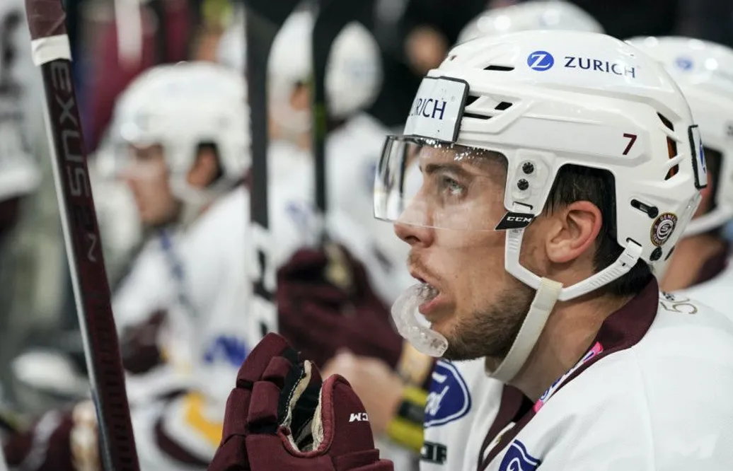 Tre Kronor-backen förlänger med NLA-klubben