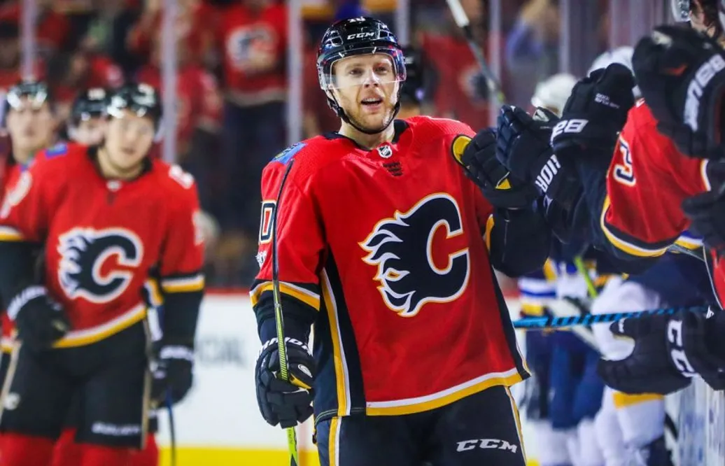 Dubbla Stanley Cup-mästaren har lämnat Ryssland – uppges vilja bryta kontraktet