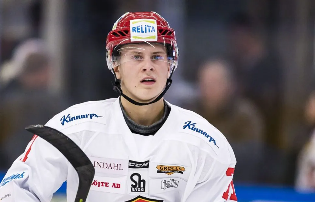 Nu gör JVM-aktuella backen säsongsdebut efter knäskadan: ‘Blir tufft’