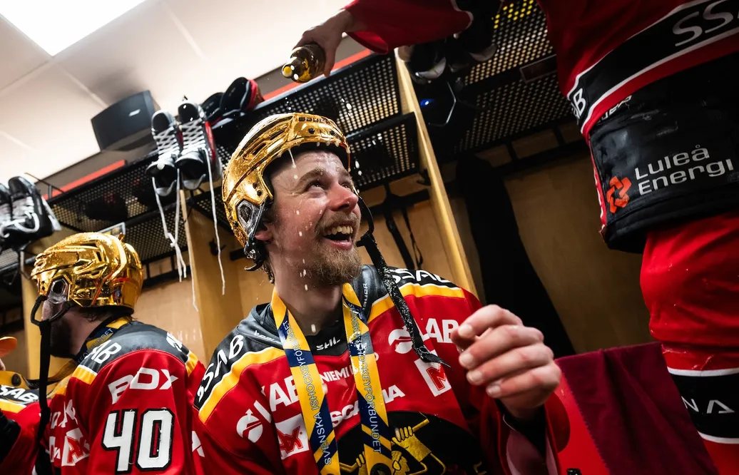 Uppkallad till NHL – tidigare SM-guldhjälten kan göra debut