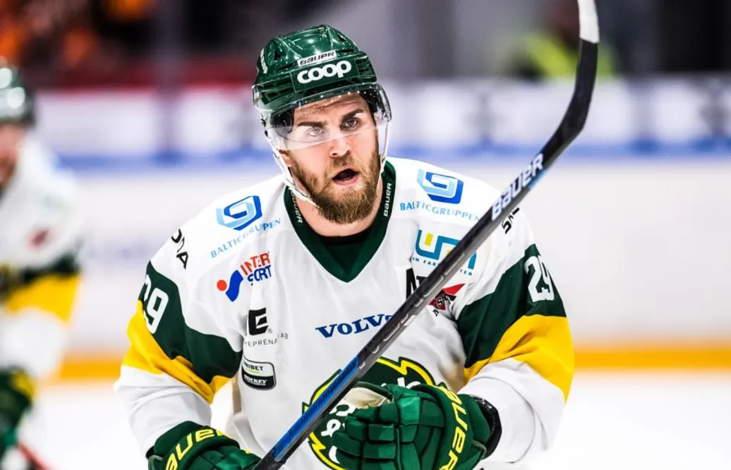 Assisterande kaptenen förlänger med Björklöven