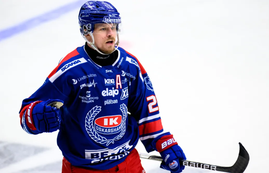 Oskarshamn förlänger med Johannes Salmonsson
