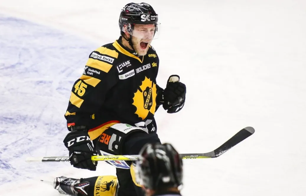 Han är månadens spelare i SHL: ”Nosar på en topplacering i skytteligan”