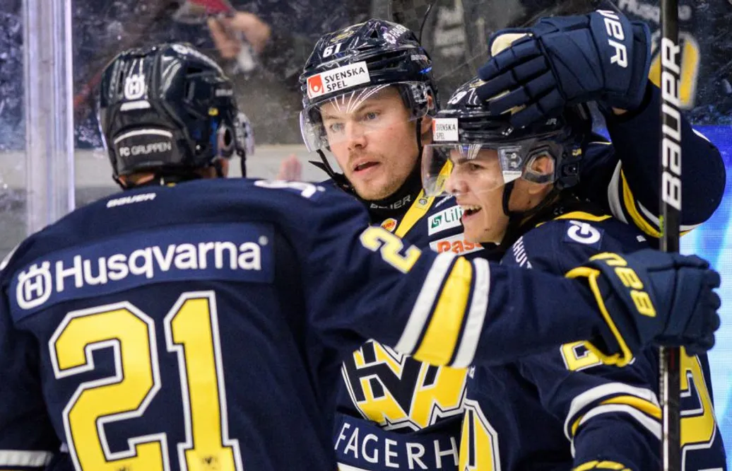 Tommi Huhtalas drömdebut i HV71: ”Önskar att min familj var på plats”