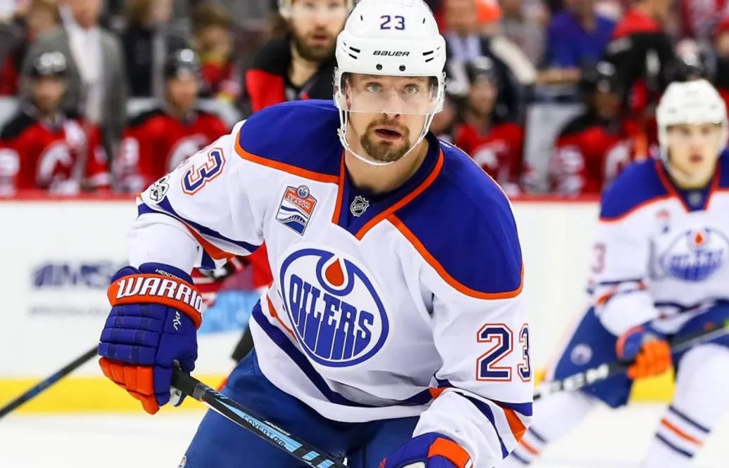 36-åringen lämnar Edmonton – blir kvar i NHL