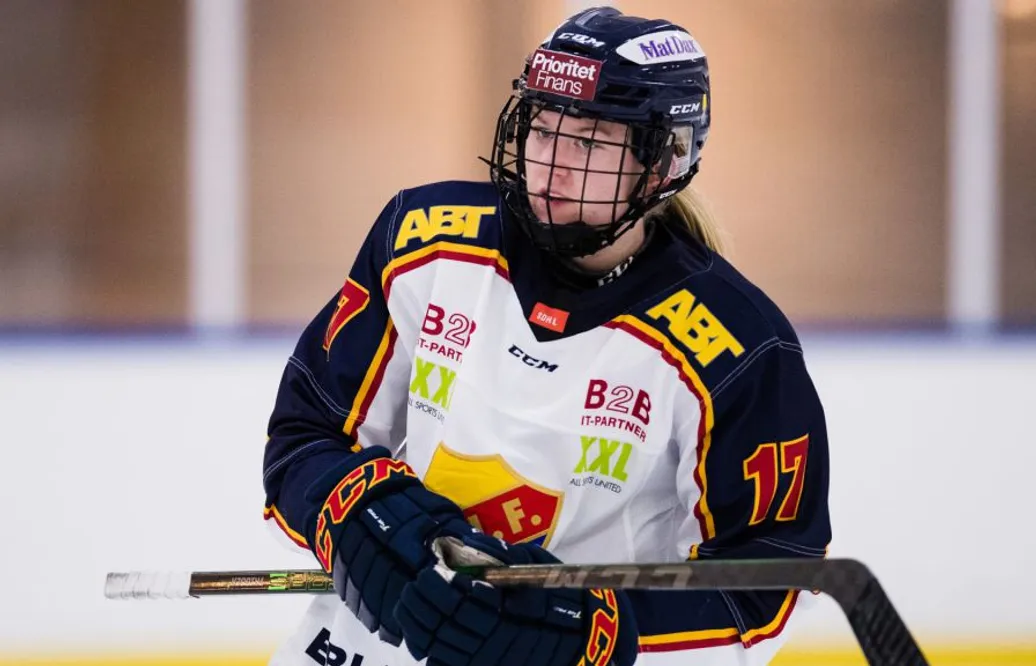 Julia Johansson klar för SDE