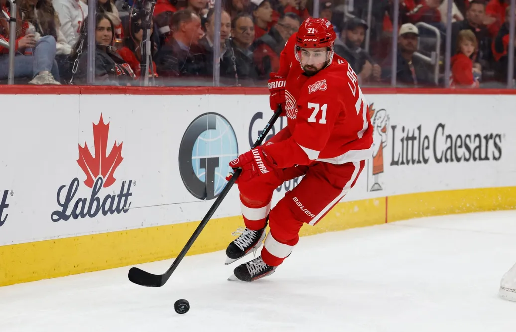 Dylan Larkin i Detroit.