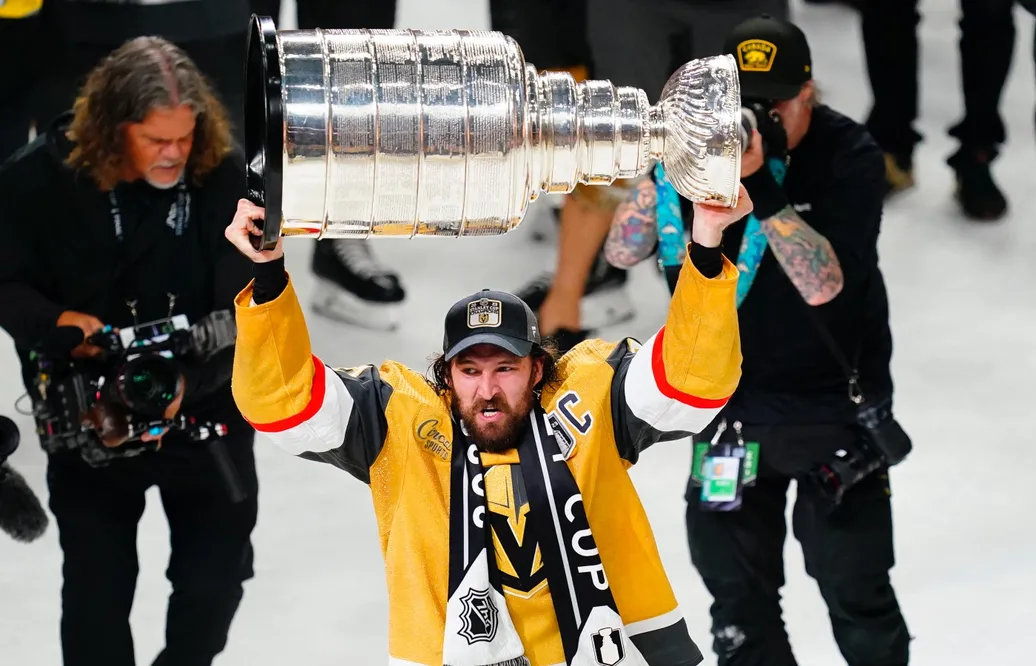 Mark Stone skadad: "Blir borta ett tag"