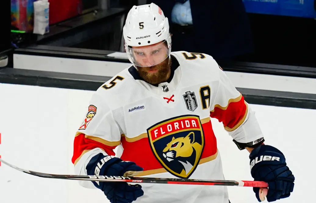 Aaron Ekblad ser ut att missa inledningen av nästa säsong