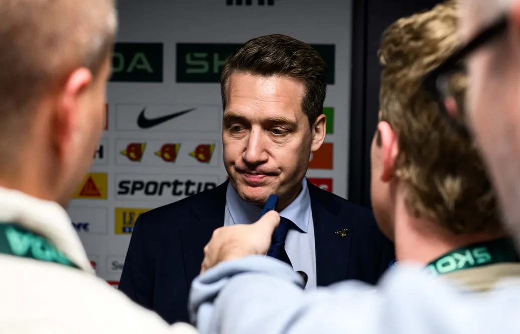 Sam Hallams kritik: "Rollen är förlegad"