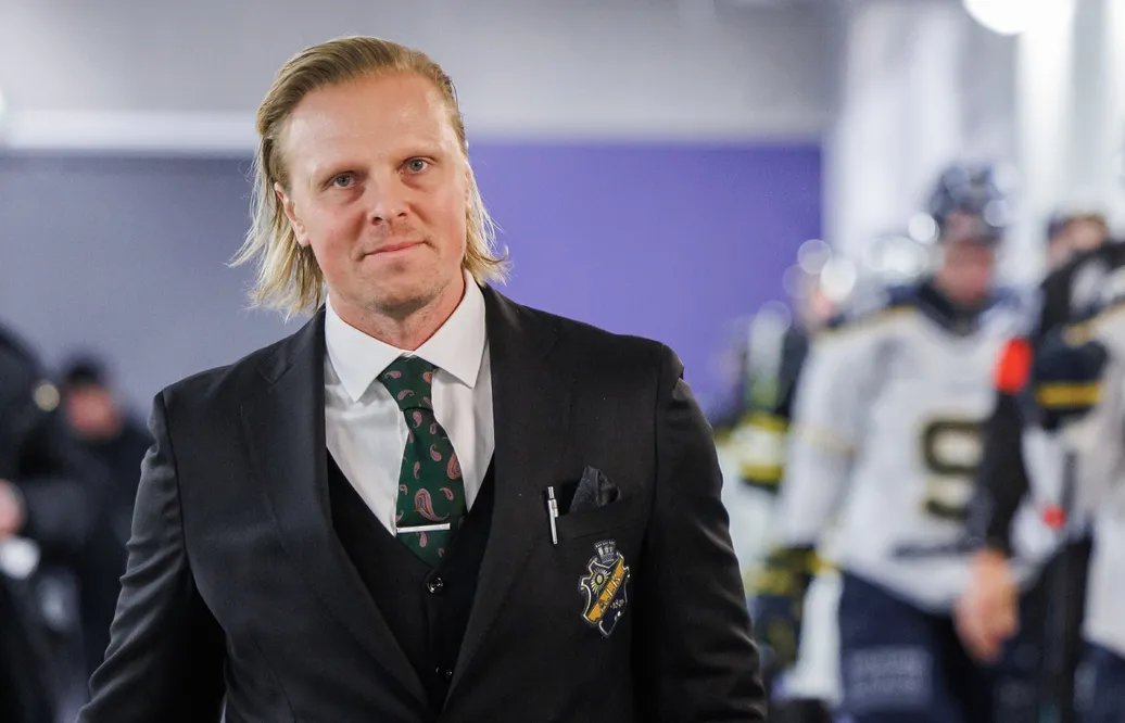 Har SHL-intresse - lämnar AIK