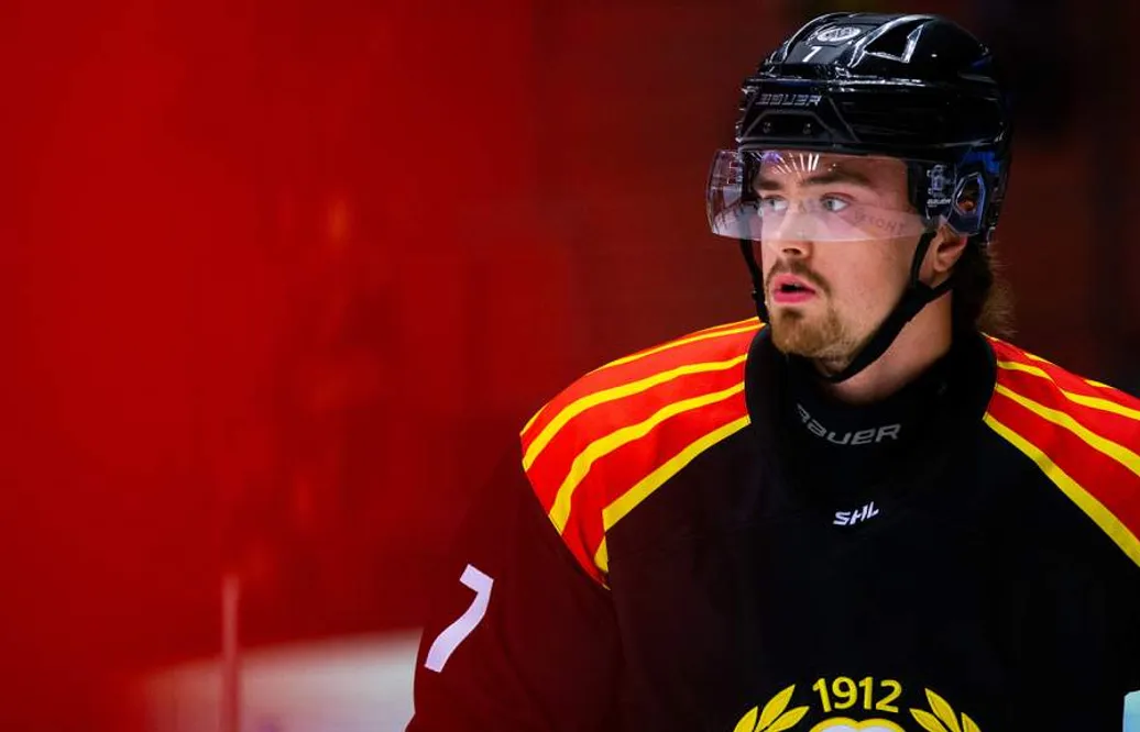 Marcus Björk flyttas ner till AHL igen