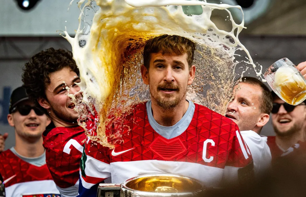 Roman Cervenka prisad som årets manliga spelare av IIHF