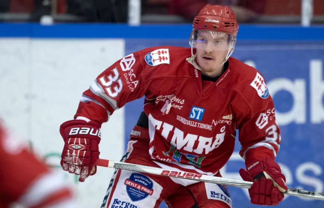 Timråback får chansen hos finska toppklubben