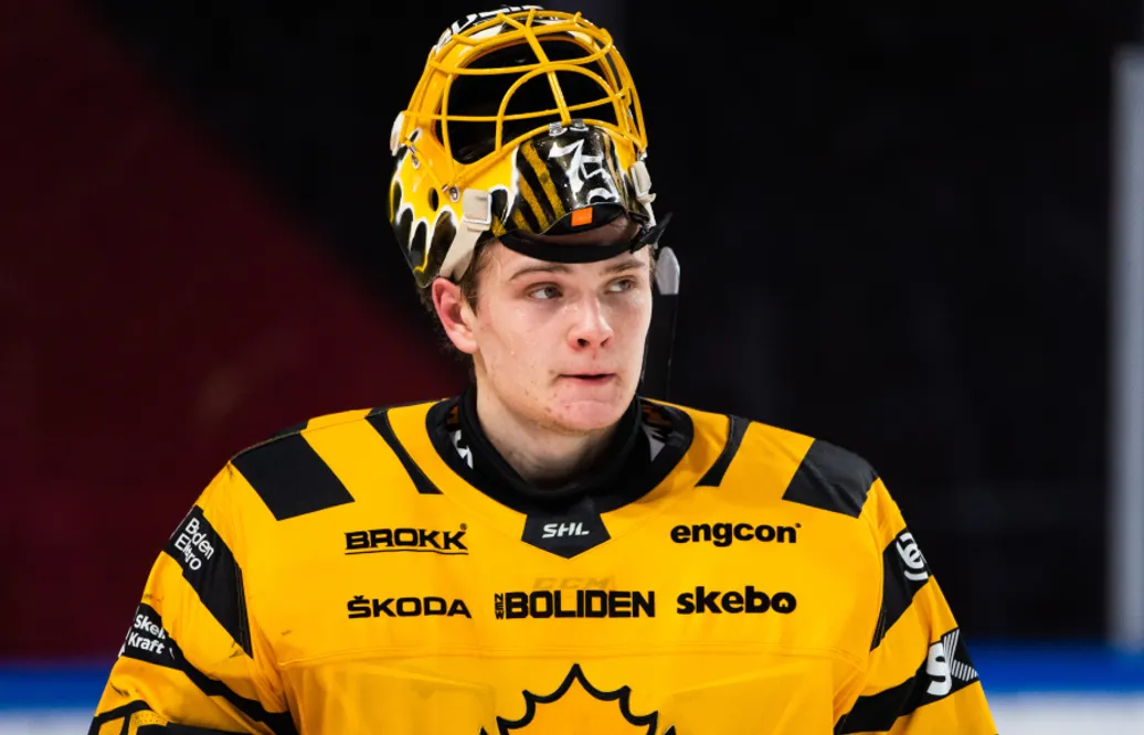 Arvid Söderblom kallas upp till NHL av Chicago Blackhawks